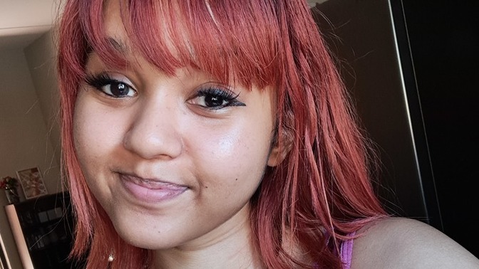 What color should I dye my hair?
