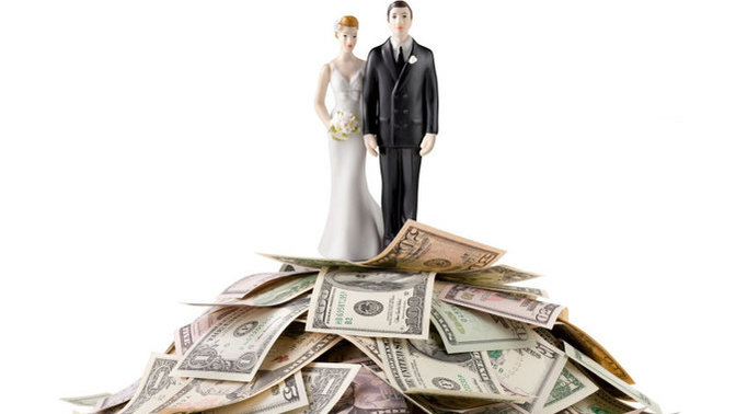 Who do you think should pay for a wedding?