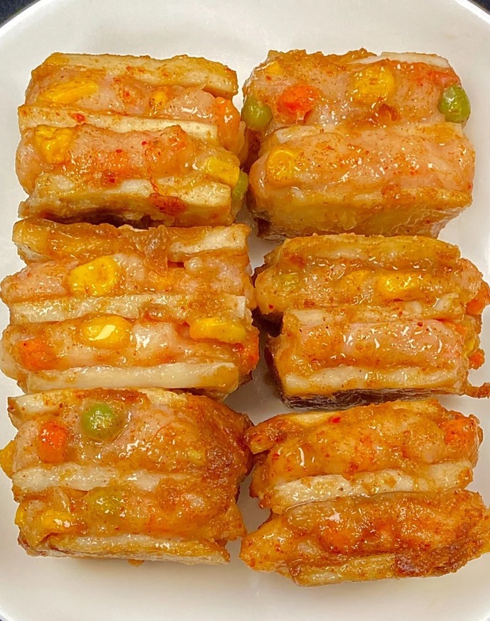 FISH CAKE AND SHRIMP FRITTERS