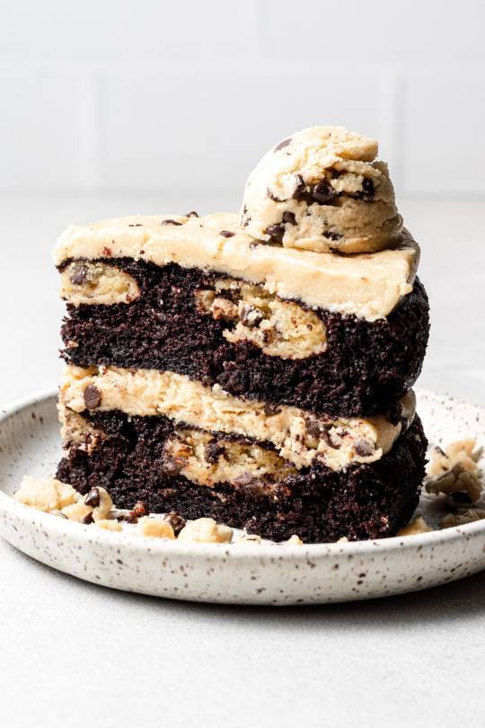 COOKIE DOUGH CAKE