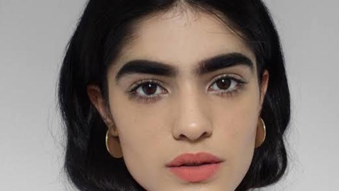 Do you like the style of this model?