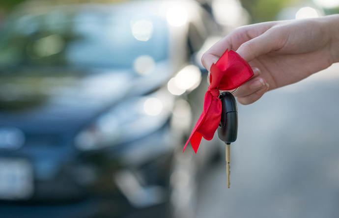 Whats the best way to gift a car?