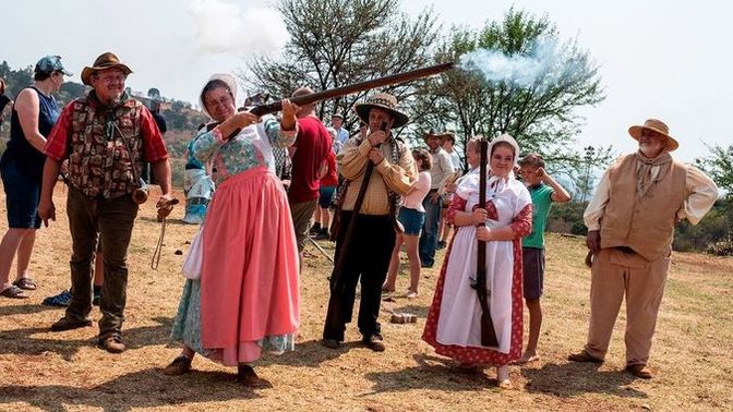 Is it weird that I wanna go to Africa to see White people stuff?