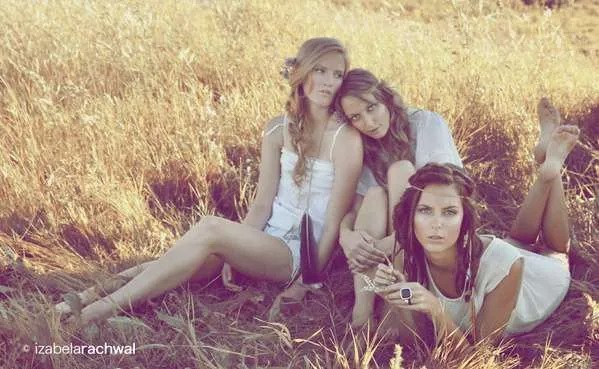 Guys, if you had your druthers, would you druther hang out with hippie chicks, or modern day psychopaths?