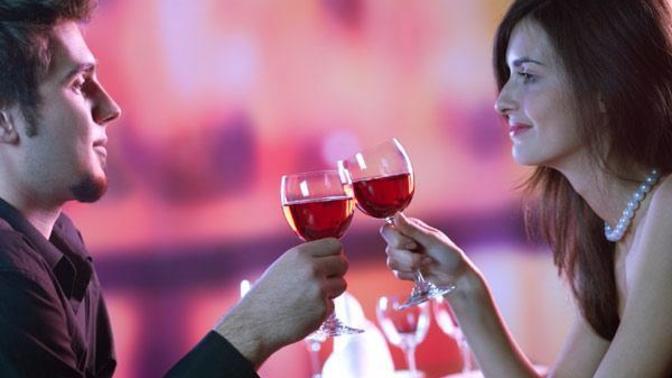 Who is more afraid of commitment in modern dating? Men or Women?