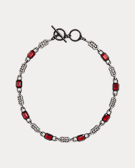 Is this chocker cheap looking?