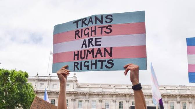Trans people as women?
