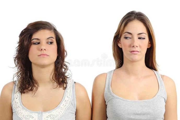 Do girls also checkout other girls?