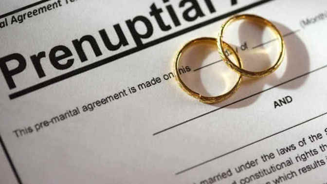 What would be the reason why women wouldn't want to sign a pre-nup?