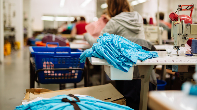 When purchasing a new clothing item, do you prefer buying from the manufacturer or from a retailer?