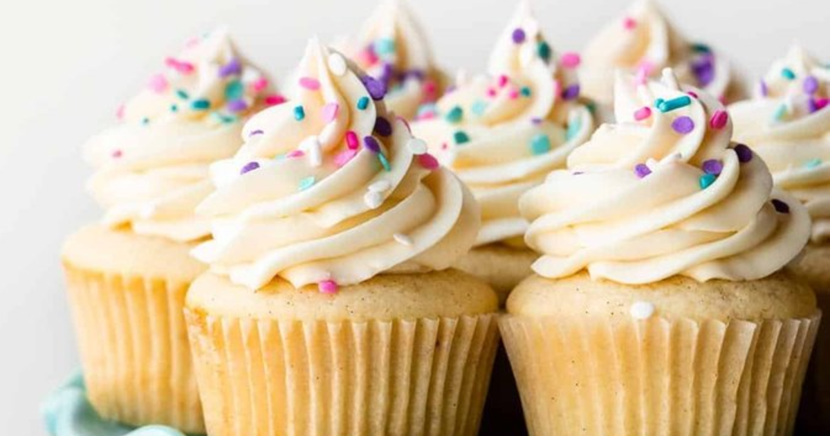 Cupcakes vs. Cake? Which do you prefer and why? GirlsAskGuys