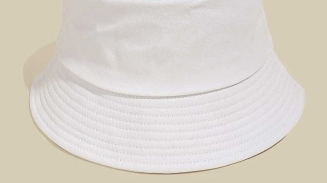 What hairstyle should I wear with this bucket hat?