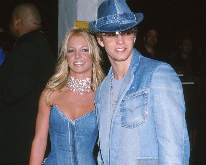 I'm going to a 2000s themed party - what do I wear?
