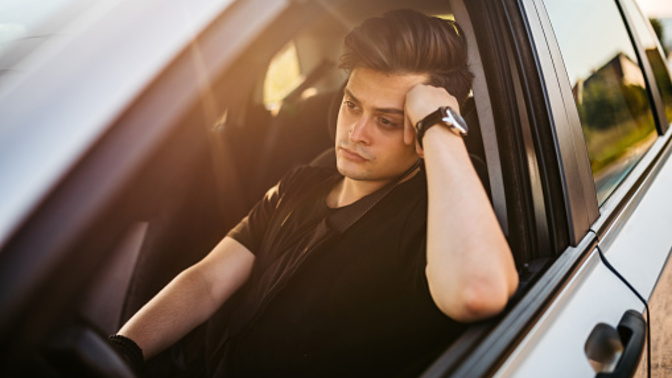 Do girls like it when guys pick them up from their house on the first date, or do they feel uncomfortable with it?