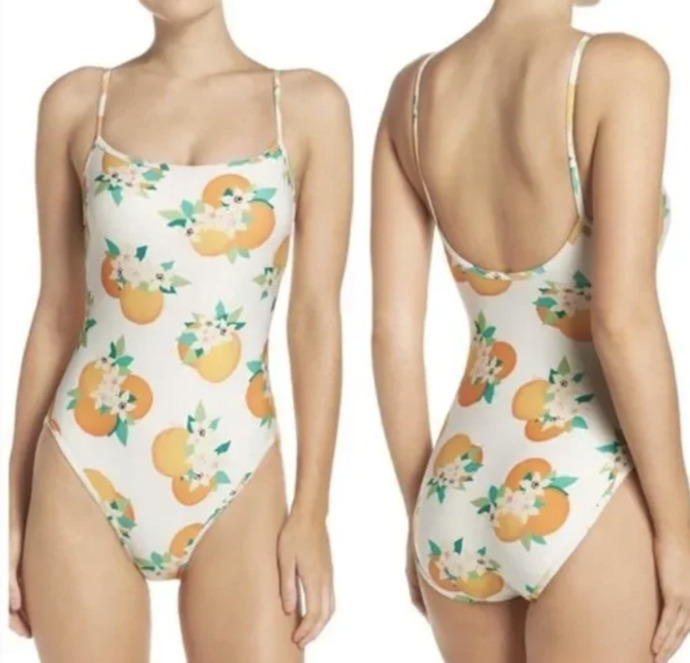 Which bathing suit looks prettier?