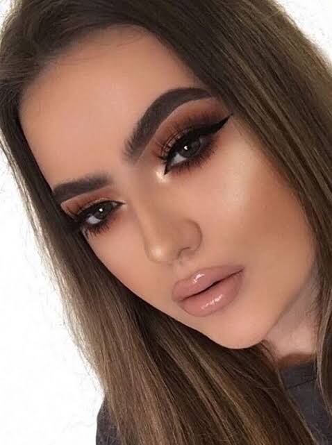 What makeup style do you like on a girl? OR yourself - for any girls here?