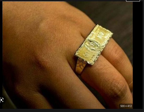 Girls do you like it when young men like me wear gold chains and jewlery or is it a turn off?