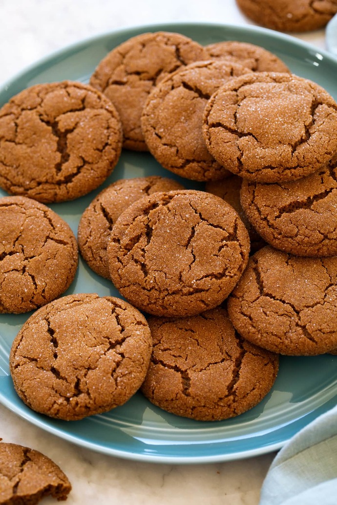 You can only pick one of these desserts. The rest will disappear forever. Which one will win?