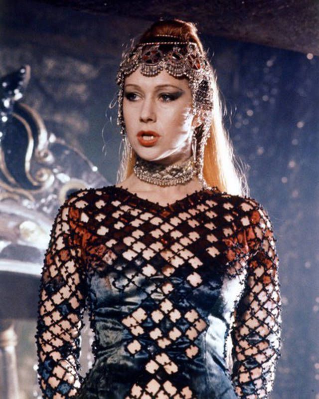 What is the best roll Helen Mirren played?