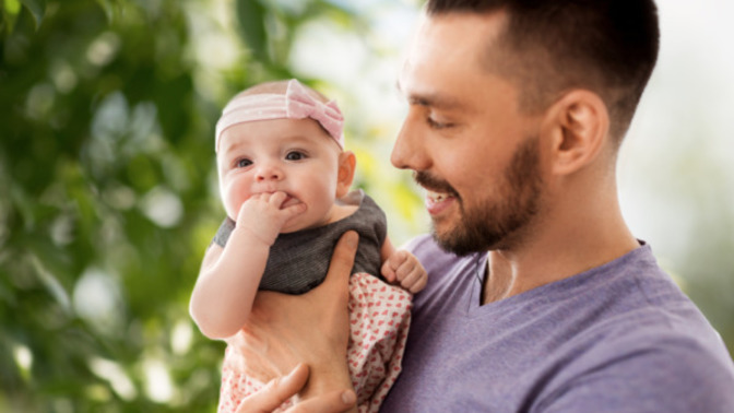 Girls, Should single men pursue surrogacy?