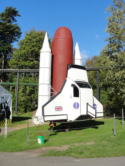 Which of these cars is your favorite, can you name the brand and model of these cars?