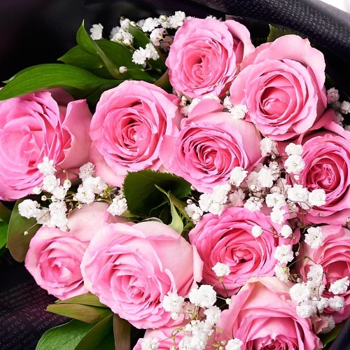 What kind of flower would make a cute gift?