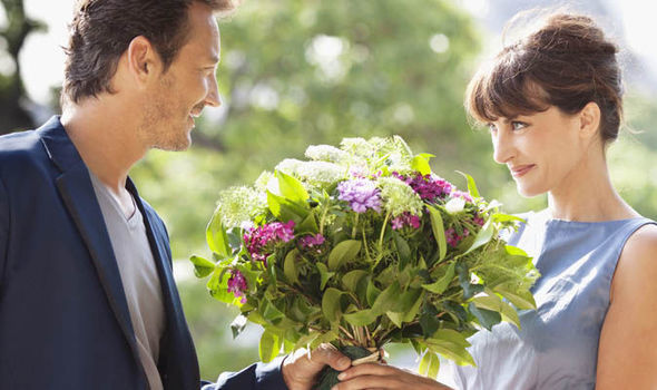 Guys if a girl you were dating brought YOU a bouquet of flowers how would you feel?