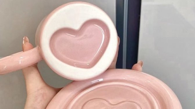 What do you think of this pink heart mug?