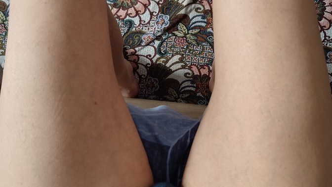 Girls, Do you think my legs are too weak?