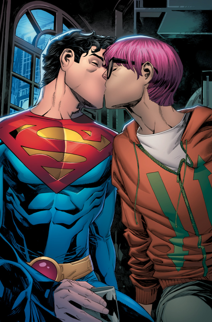Ive been saying Superman was gay for decades! I called it years ago!