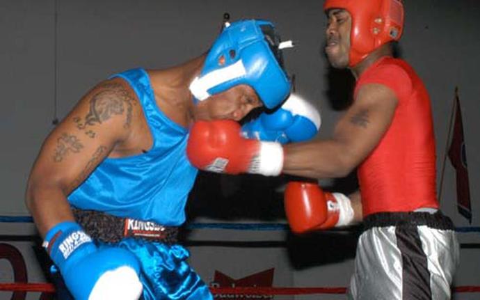 Is there any point in trying to intimidate your opponent in an amateur boxing fight?