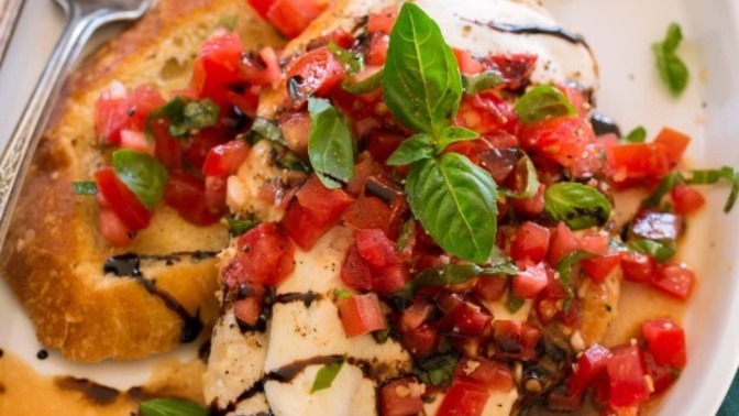 Which one of these deliciousness would you eat for lunch?