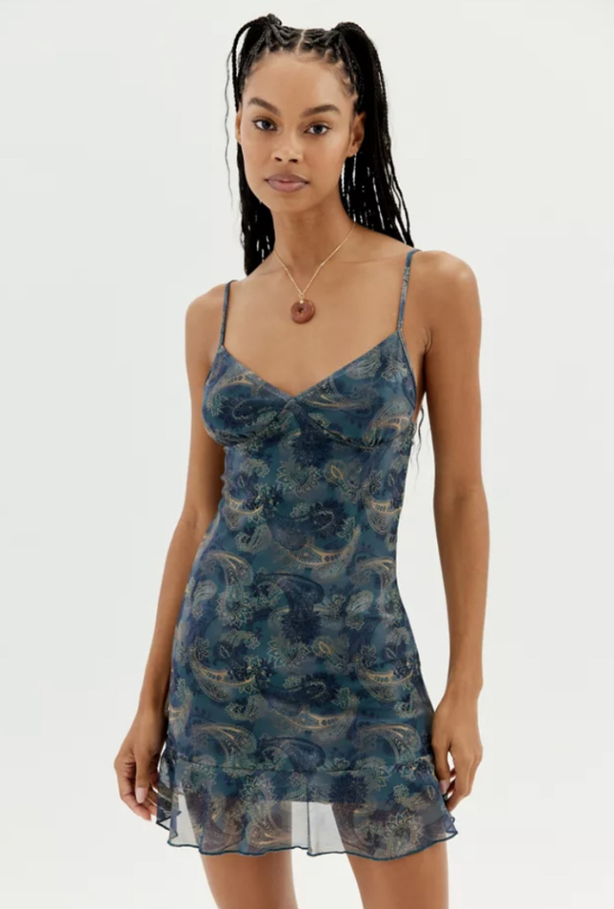 Which dress do you like better?