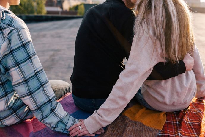 Is it possible to have two relationships at the same time :( ?