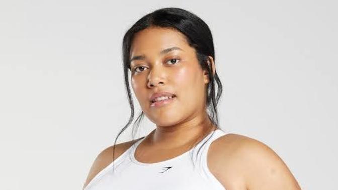 Do you think PLUS SIZE / FAT Girls SHOULD NOT WEAR the clothing brand GYM SHARK?