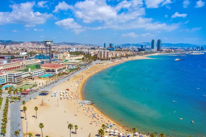 Do you enjoy going to the beach for vacation?