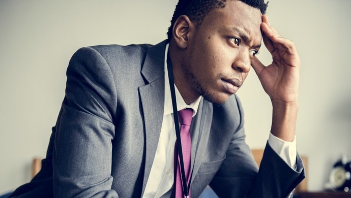 How do I know when a guy wants to make a move and if we are ready for a relationship?
