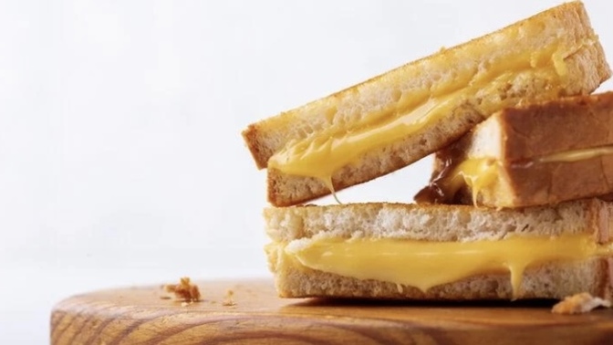 Today is “National Grilled Cheese Day” in the USA…what is your FAVORITE TYPE OF CHEESE FOR GRILLED CHEESE SANDWICHES?
