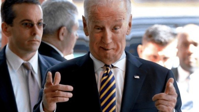 Is it legal for a democratic vice president to store classified documents in their garage?
