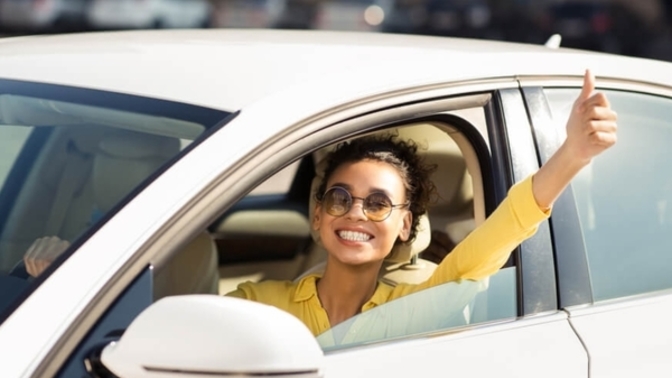 Guys, is it a turn off if a woman can't drive?