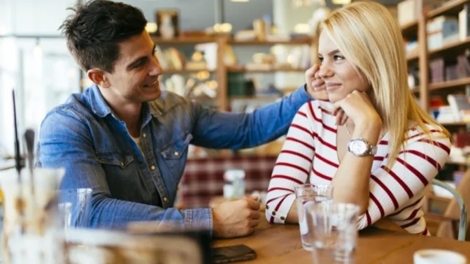 When’s The Last Time A Stranger Gave You A Compliment On Your Looks?