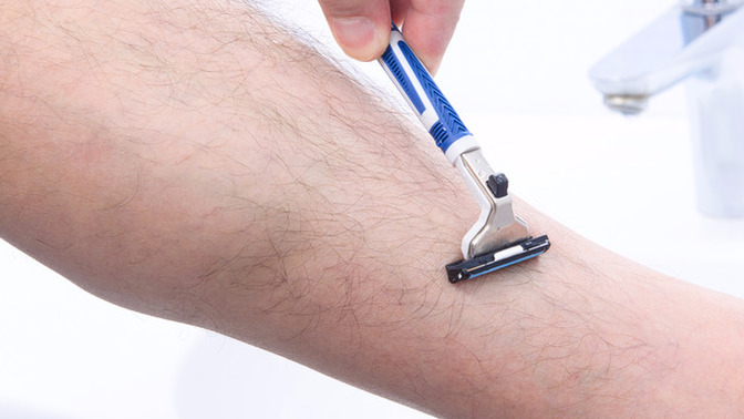 Do you reckon it's feminine for a guy to shave his legs?