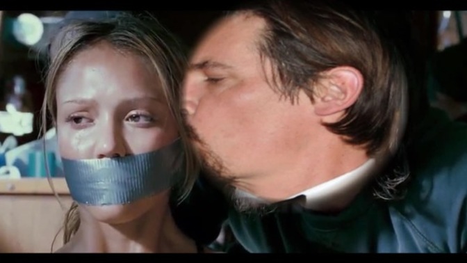 In the movie (Into the Blue), what would Sam (Jessica Alba) do in this situation?