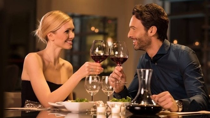 Men, how would you feel if the woman you wanted revealed on a date that she does not like nor want kids?