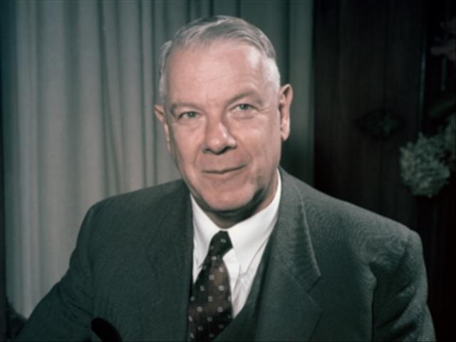 Can you rate the attractiveness of Dr. Verwoerd?