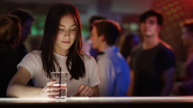 What tips would you give a shy girl who's going to a club by herself for the first time?