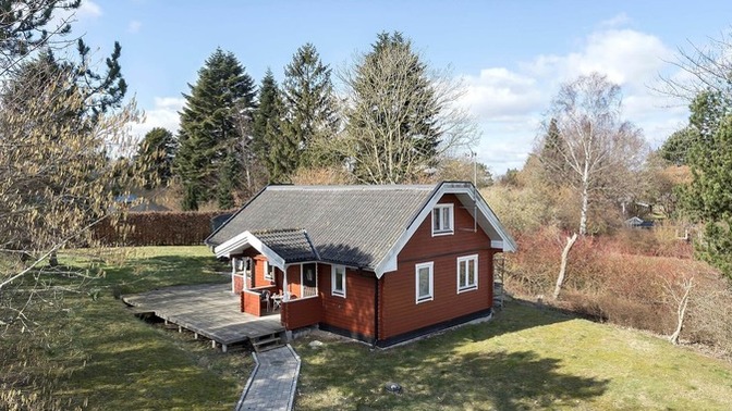 Could you live here without internet for a year?