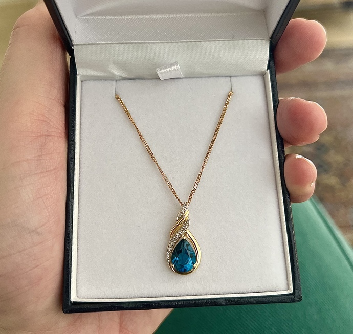 Is this necklace okay to give my 38yr old SIS FOR HER BDAY?
