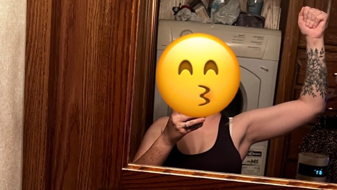Do I have big arm muscles for a woman that doesn't work out?
