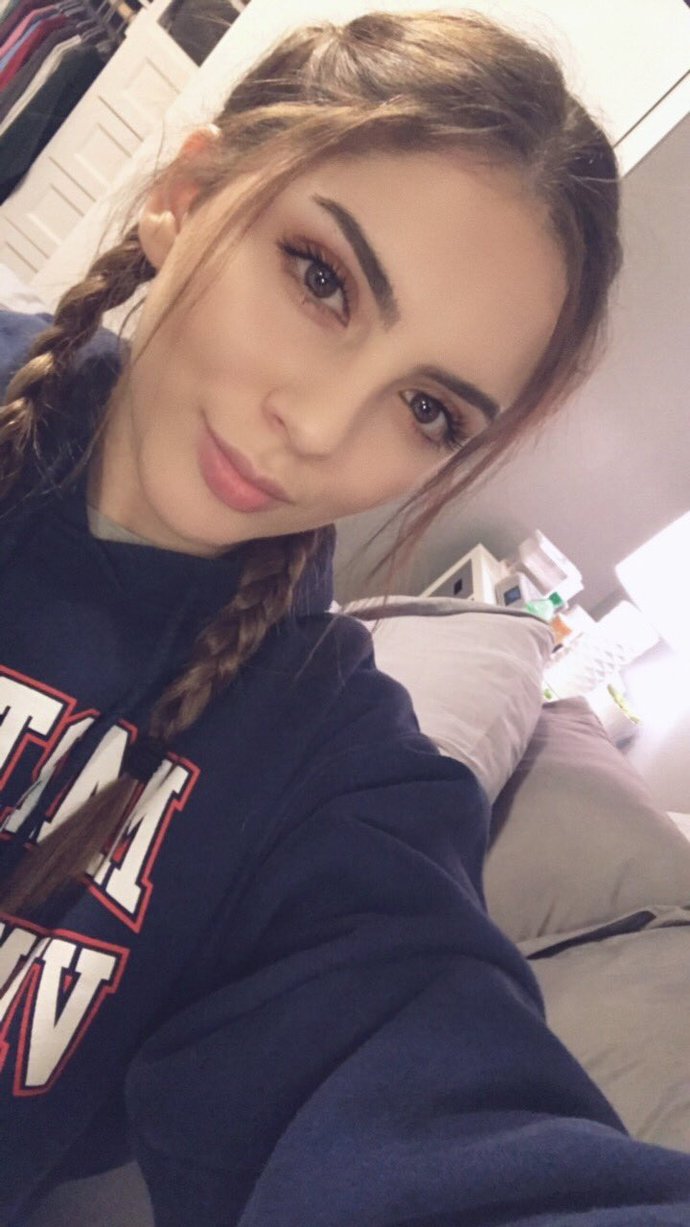What makes a girl very popular in school PT.2?